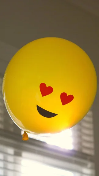 Love Heart Smile Emoji Yellow